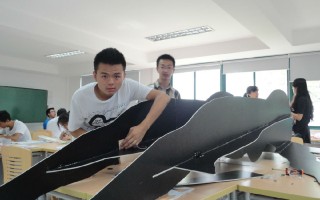 开飞机短视频制作 同济学霸网课直播 “造飞机“？全国工科生：这课我能记一辈子！